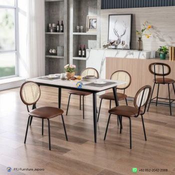 Kursi Cafe Modern Kombinasi Rotan