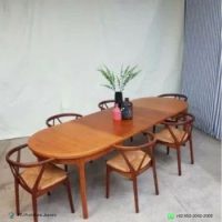 Set Meja Makan Troeds