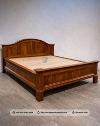 Tempat Tidur Ukir Natural Solid Wood